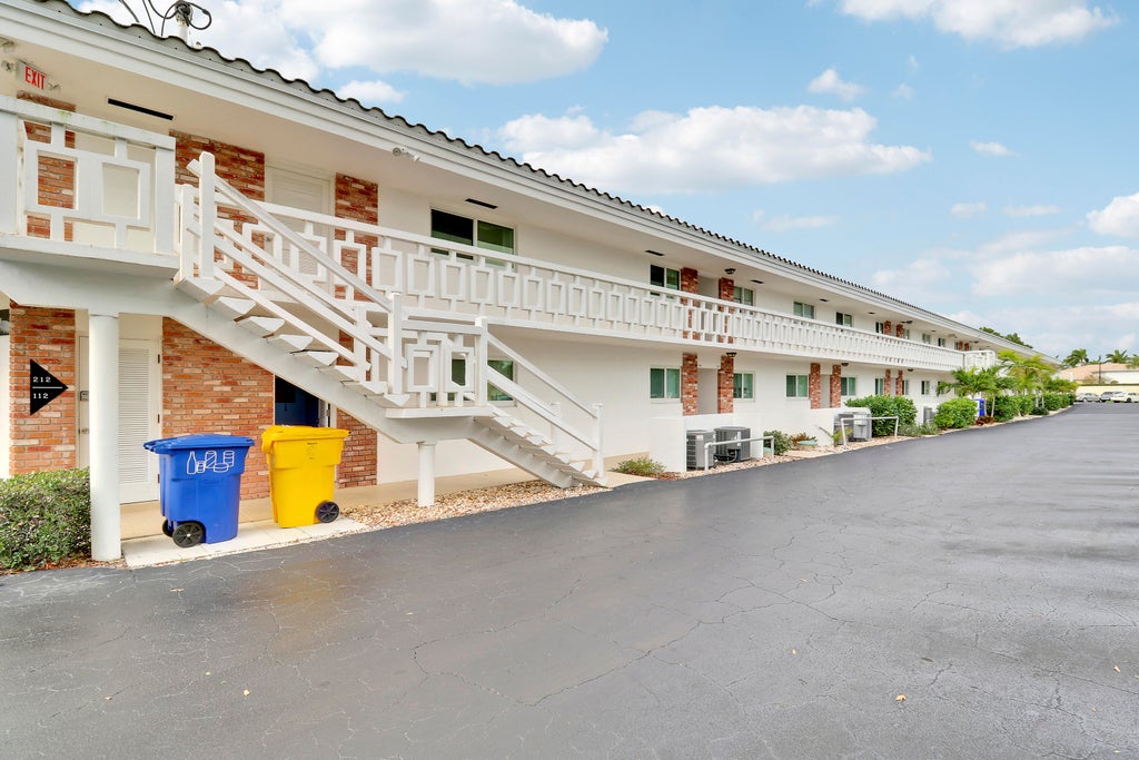 331 Tequesta Dr #212, Tequesta