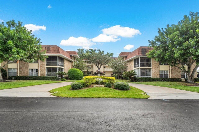 Photo of 5510 Tamberlane Cir #243, Palm Beach Gardens FL
