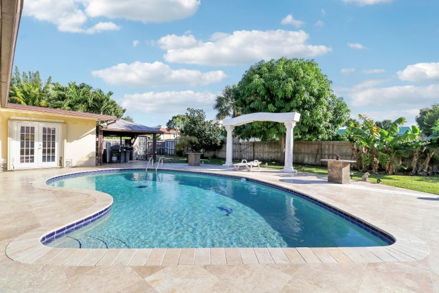 2 of 39 - 10868 Larch Court, Palm Beach Gardens, FL