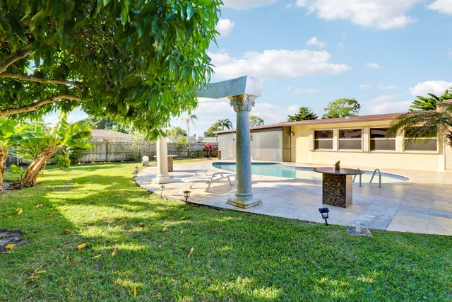 3 of 39 - 10868 Larch Court, Palm Beach Gardens, FL