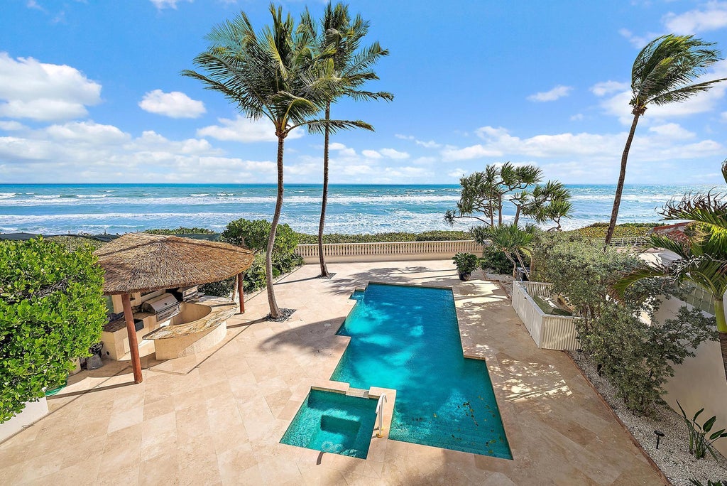 712 Ocean Dr, Juno Beach