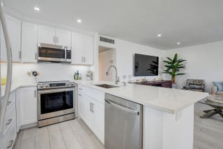 Photo of Listing #RX-11148936