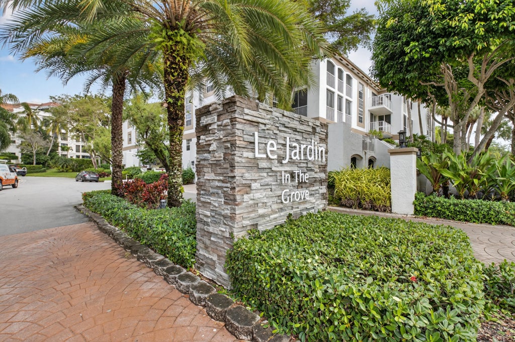 7369 Orangewood Lane #307, Boca Raton