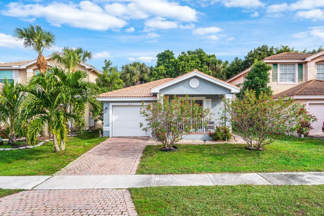 Photo of 5112 Aurora Lake Cir, Greenacres FL