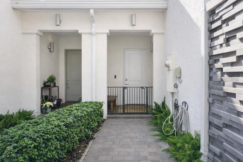 1104 Rio Court, Deerfield Beach