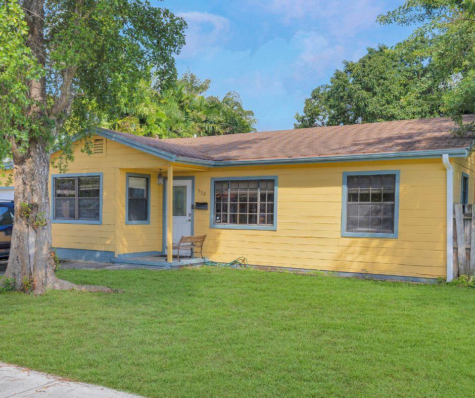 713 Ne 35th St, Oakland Park