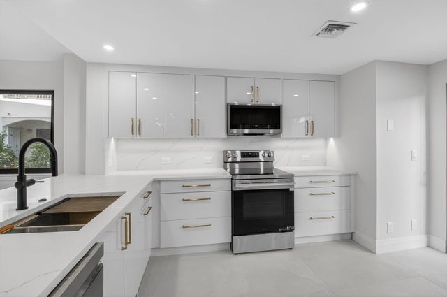 Photo of 15961 Loch Katrine Trl #7103, Delray Beach FL