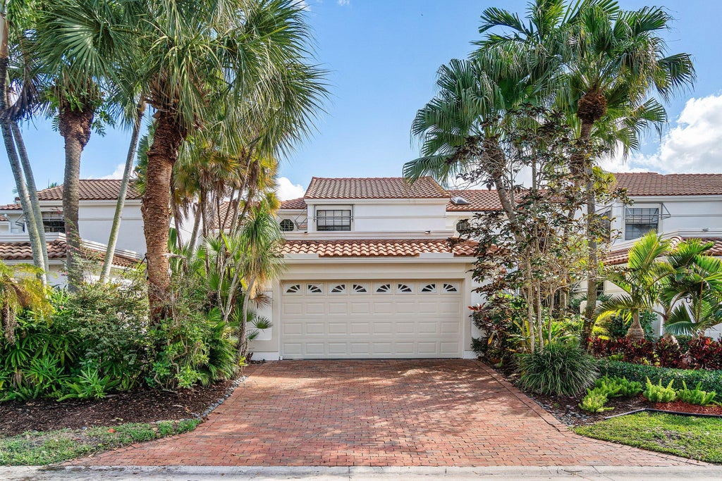 22640 Caravelle Cir, Boca Raton