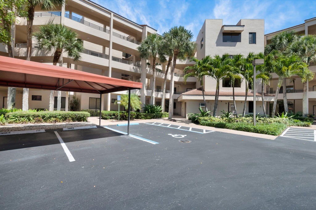 7546 La Paz Blvd #205, Boca Raton