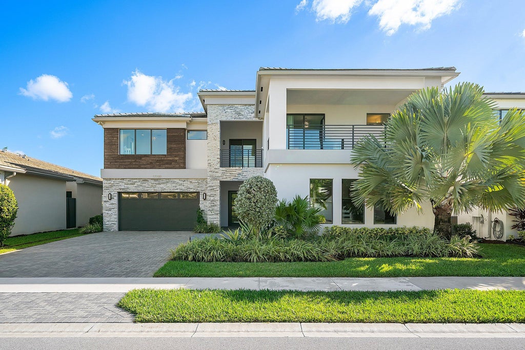 17100 Rainbow Falls Trl, Boca Raton
