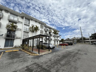 Photo of Listing #RX-11151758