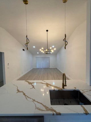 Photo of Listing #RX-11151985