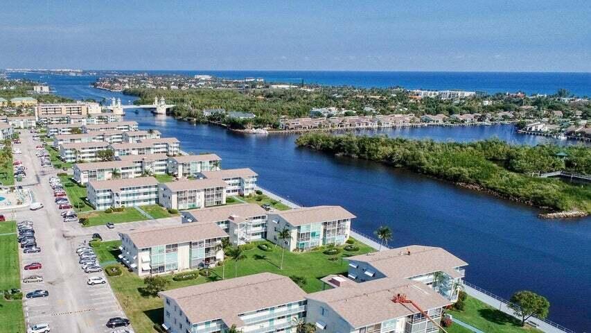 480 Horizons W #104, Boynton Beach