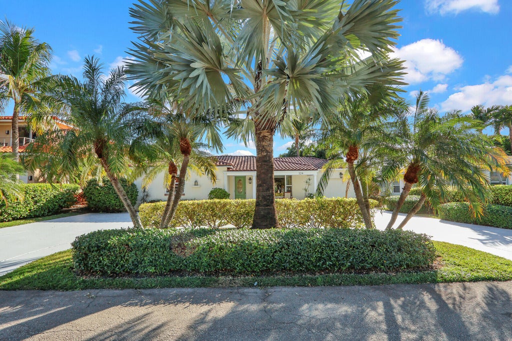 324 Blossom Lane, Palm Beach Shores