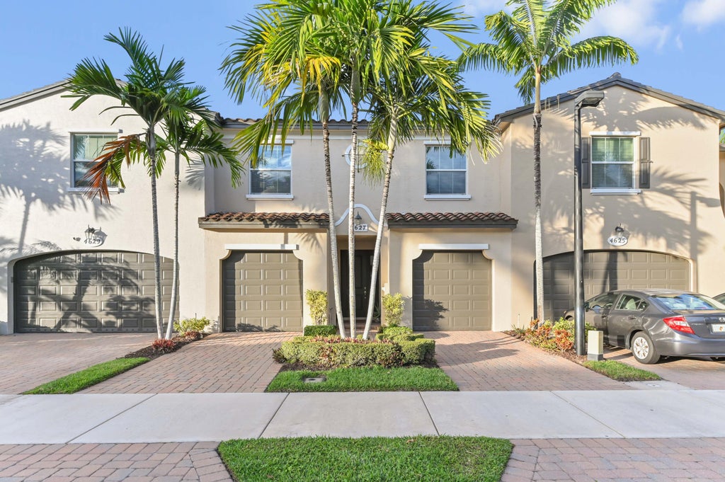 4627 Mediterranean Cir, Palm Beach Gardens