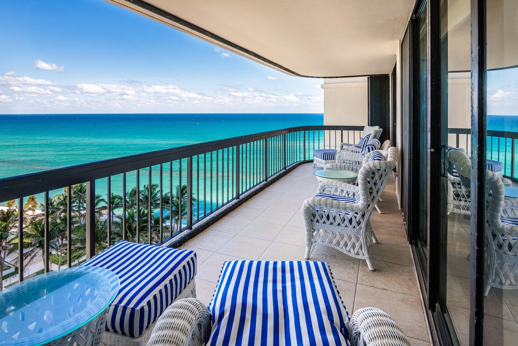 5380 N Ocean Drive #10g, Singer Island