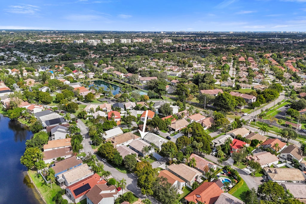 4571 Nw 6th St, Deerfield Beach