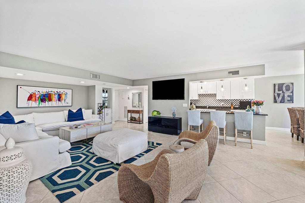 800 E Jeffery St #106, Boca Raton