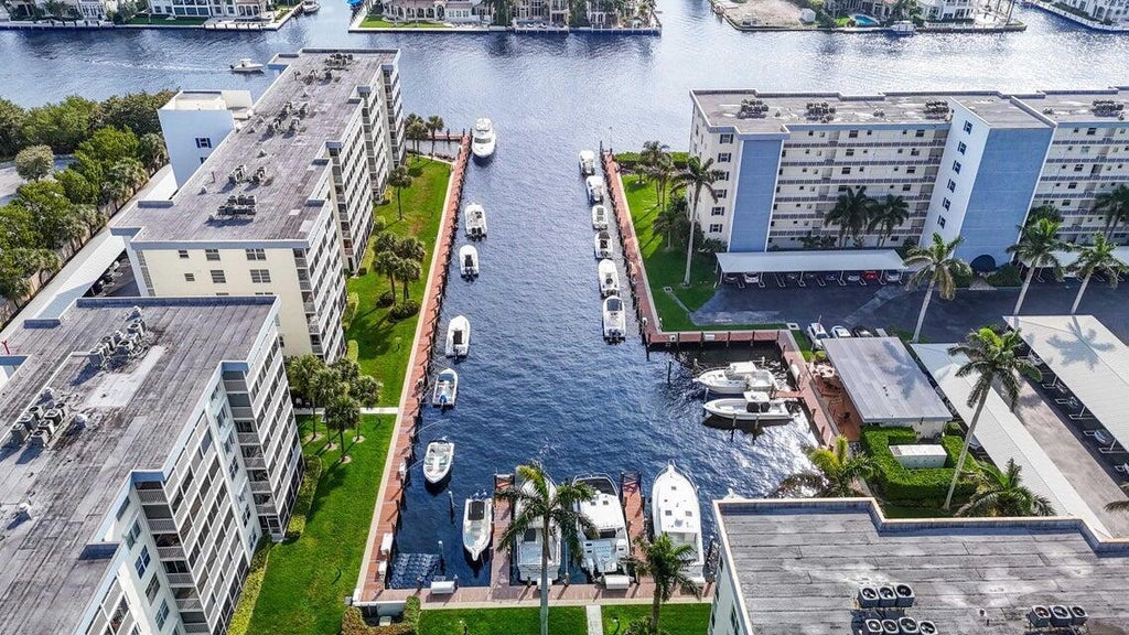 1 Harbourside Dr #1106, Delray Beach