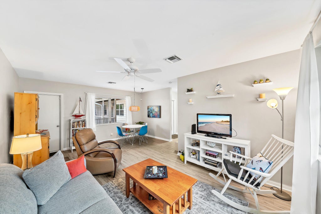520 Ne 7th Av #2d, Delray Beach