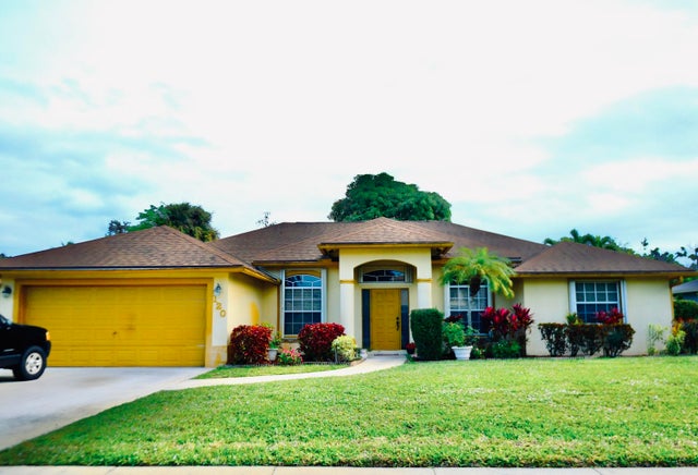 4 of 26 - 120 Venetian Lane, Royal Palm Beach, FL