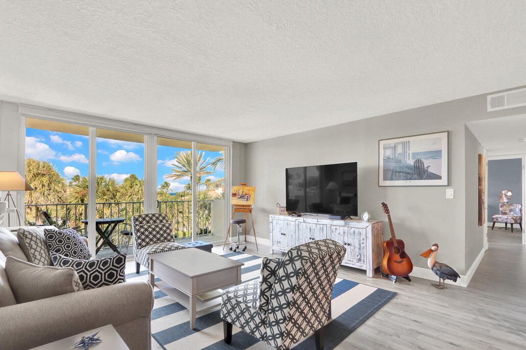 630 Ocean Drive #407, Juno Beach