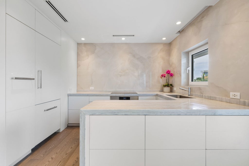 300 S Ocean Blvd #3f & 3g, West Palm Beach