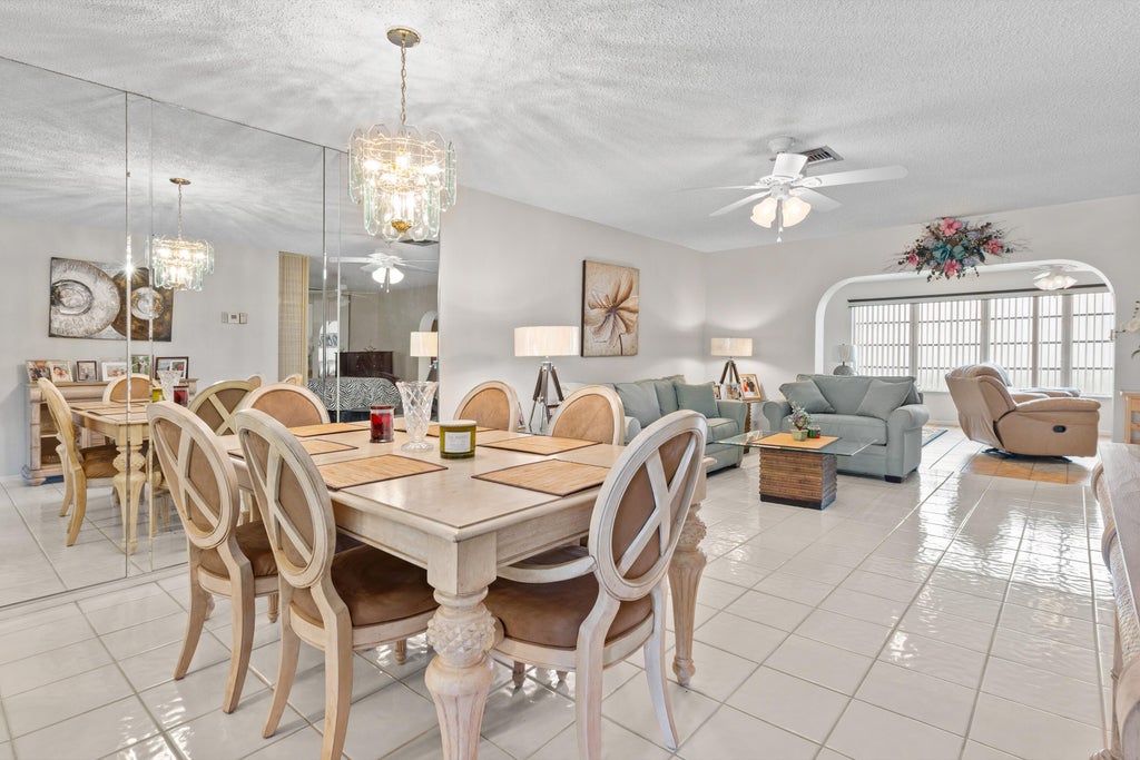 5800 Fernley Dr W #18, West Palm Beach