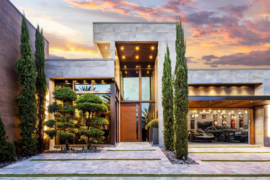 2301 Ne 37th Drive, Fort Lauderdale