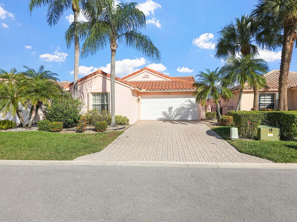 5111 Pelican Cove Dr, Boynton Beach