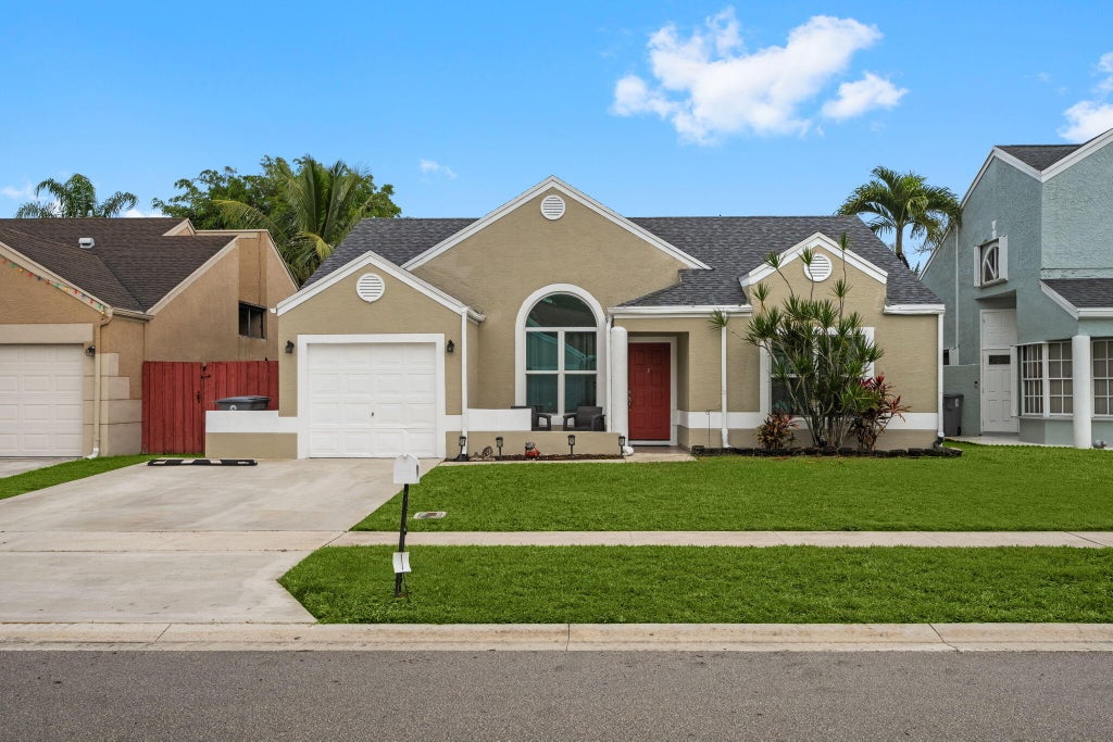 8374 Dynasty Dr, Boca Raton