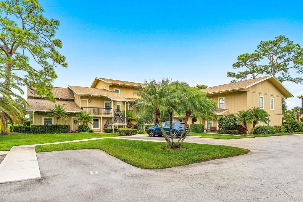 9179 Se Riverfront Ter #f, Jupiter