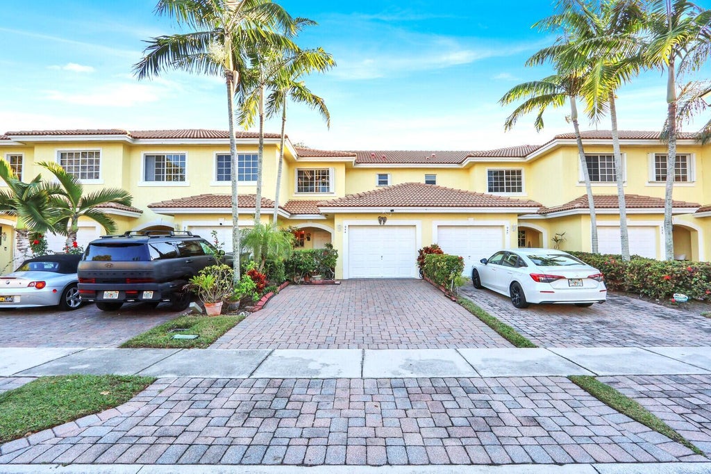 944 Imperial Lake Rd, West Palm Beach