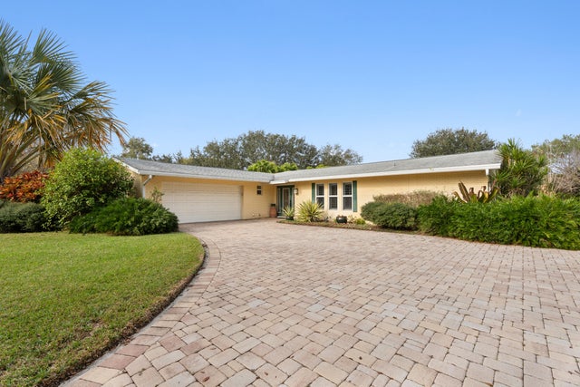 8107 Damascus Dr, Palm Beach Gardens