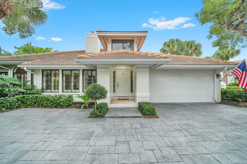 444 Coral Cove Dr, Juno Beach