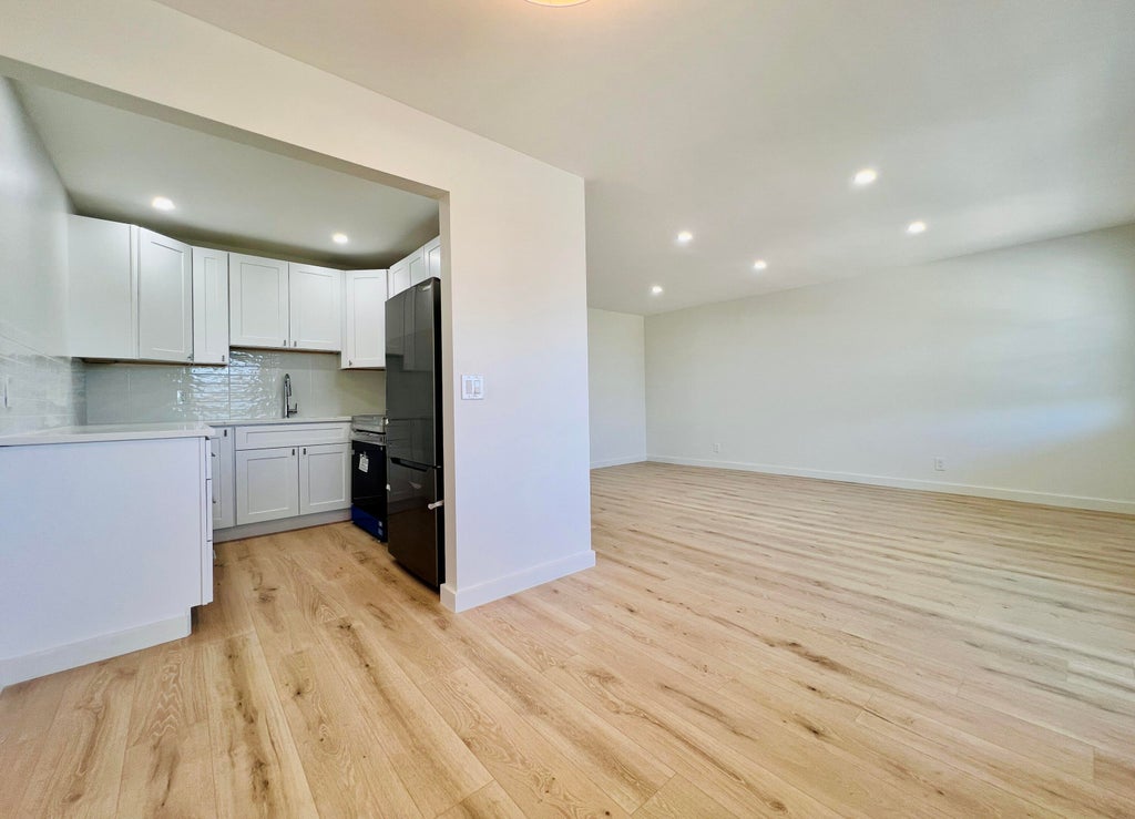 130 Chatham F, West Palm Beach