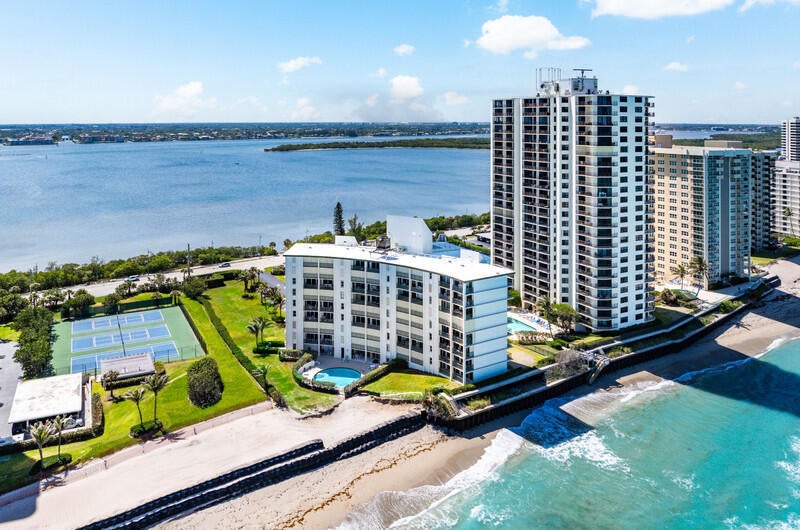 5400 N Ocean Drive #5c, Singer Island