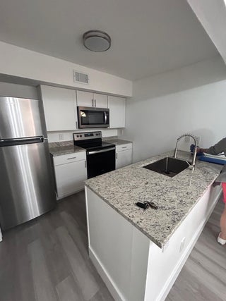 Photo of Listing #RX-11155701