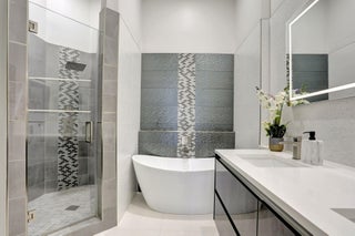 Photo of Listing #RX-11156040