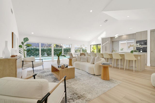 Photo of Listing #RX-11156145