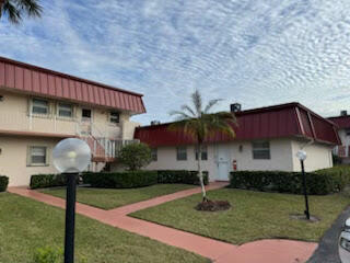 MLS RX-11156280 GREENWAY VILLAGE SOUTH CONDO 3 home for sale in Royal Palm Beach