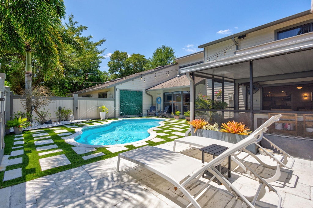 13400 Bedford Mews Ct, Wellington