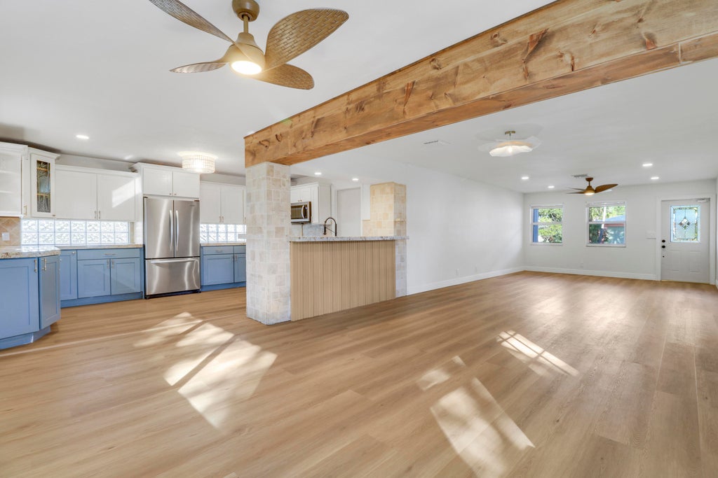 19965 Jasmine Drive, Jupiter