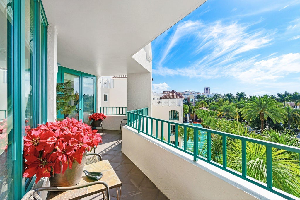 100 Se 5th Av #ph-14, Boca Raton