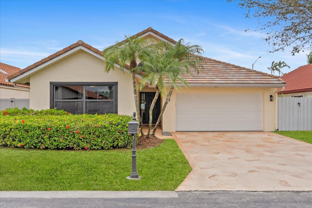 175 Executive Cir, Boynton Beach