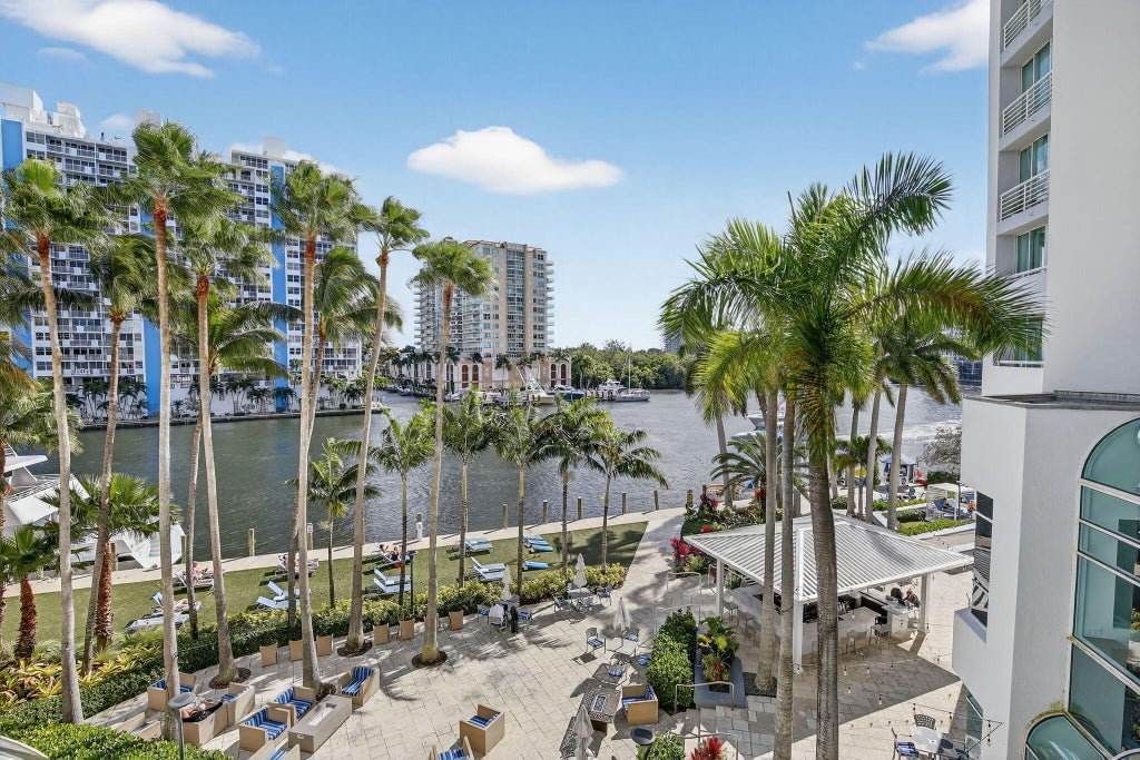 2670 E Sunrise Blvd #320, Fort Lauderdale