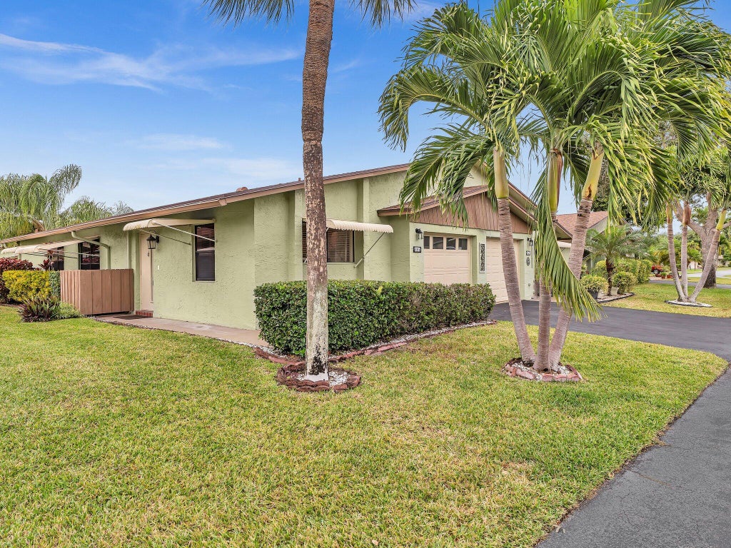 1731 Palmland Dr, Boynton Beach