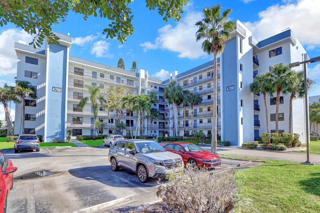 4700 Lucerne Lakes Blvd #301, Lake Worth