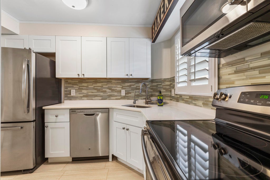 18081 Se Country Club Dr #7-61, Jupiter