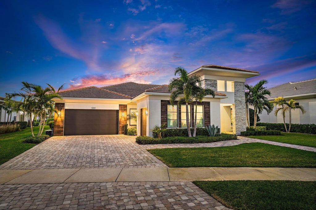 9243 Coral Isles Cir, Palm Beach Gardens